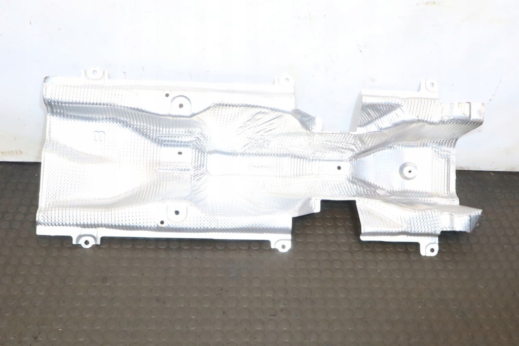 фото №4, Защита тепловая lexus lbx 1.5 hybrid