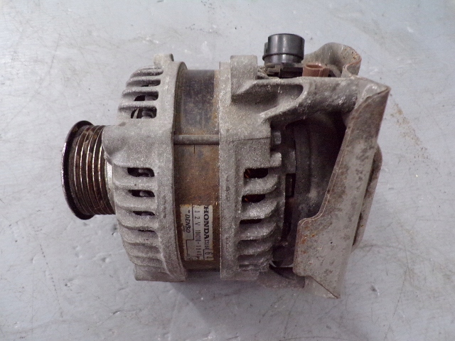 Купити Генератор honda cr-v iv 2.0 b 104210-1540 2015r