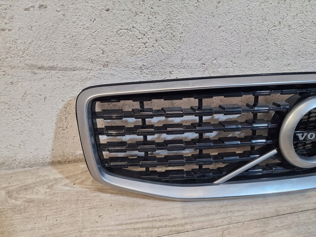фото №2, Volvo v60 ii s60 iii r-design решётка радиатора решётка радиатора радиатора 2018-2022