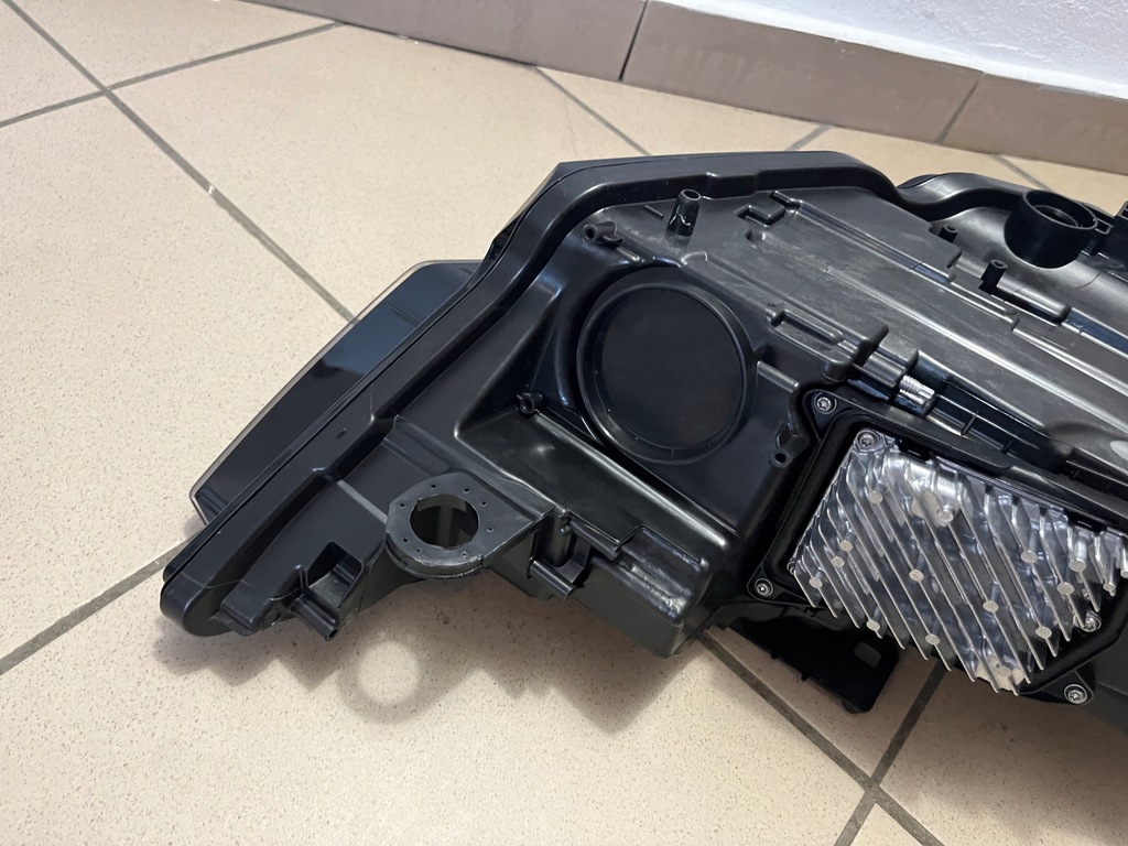 фото №14, Audi a6 a-6 c8 c-8 matrix full led 4k0 лампа передняя перед левая