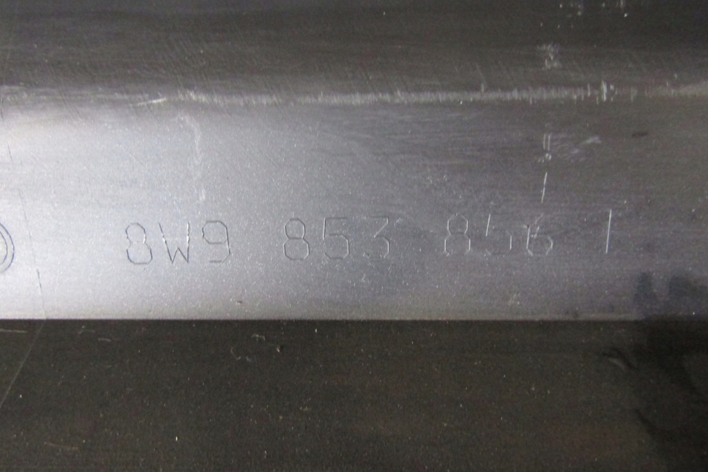 фото №13, Молдинг порог правая audi a4 allroad 8w9 kombi b9 15-19