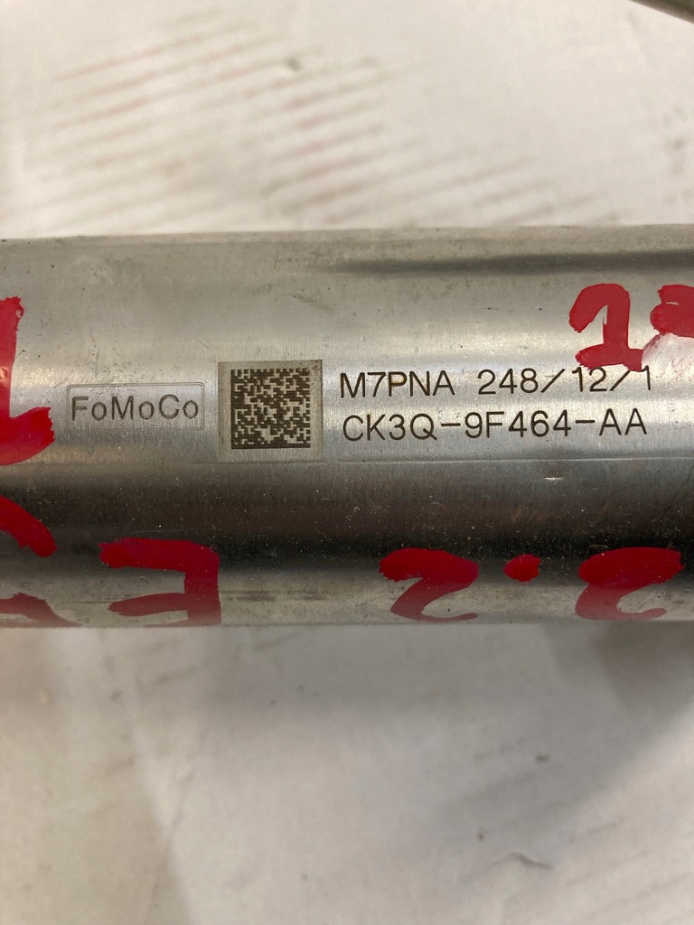 фото №6, Ford оригинальный номер ck3q9f4-64aa радиатор, система охлаждение двигателя