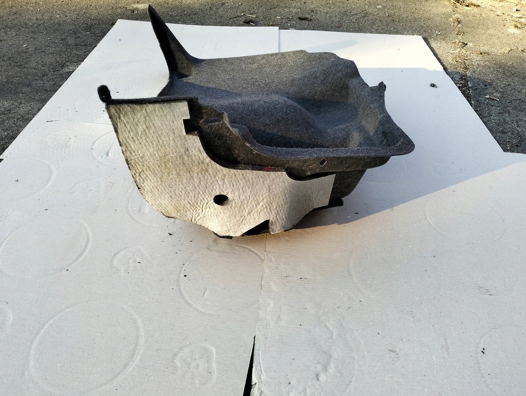 фото №8, Обшивка багажника rapid skoda правий liftback