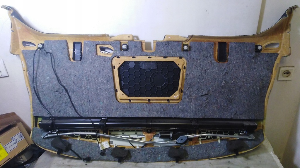 фото №8, Audi a8 d3 полка багажника шторка bose комплект