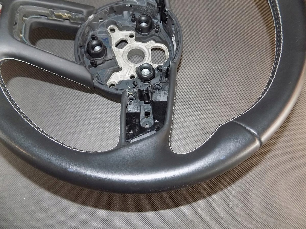 фото №4, Audi s5 f5 воздуховод кожа