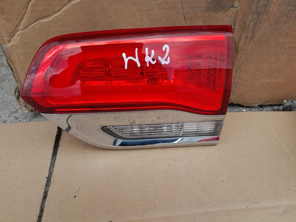 фото №1, Лампа задняя левая jeep grand cherokee wk2 p68110047ac