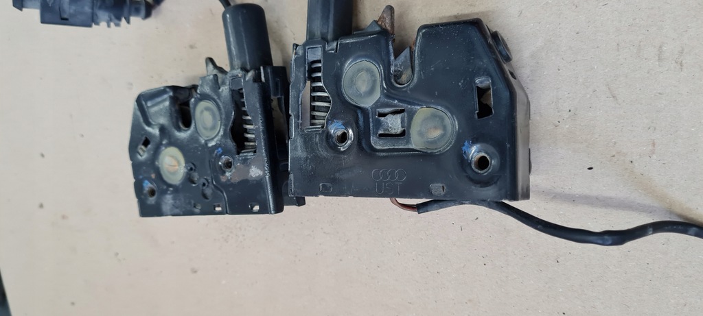 фото №11, A6 c7 4g замок капот перед 4g0823509c a7 4g s7