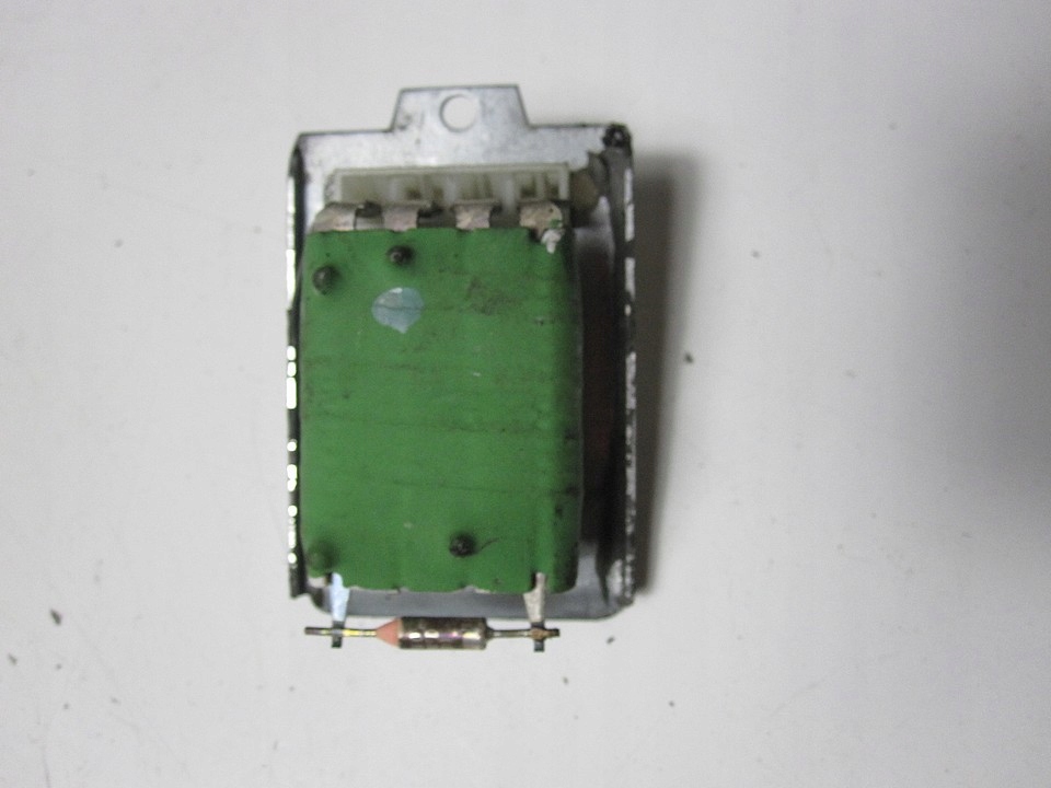 фото №8, Резистор вентилятор резистор vw polo iii 1.4 99r