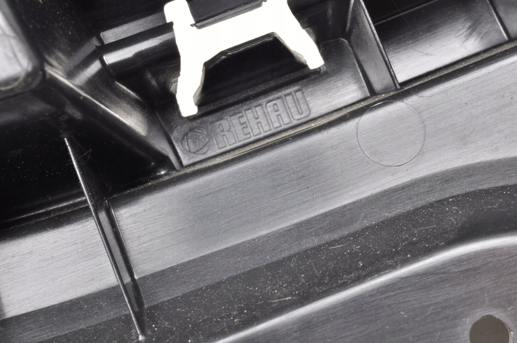 фото №8, Toyota supra mk5 направляющая порог левая сторона 23r 8811327