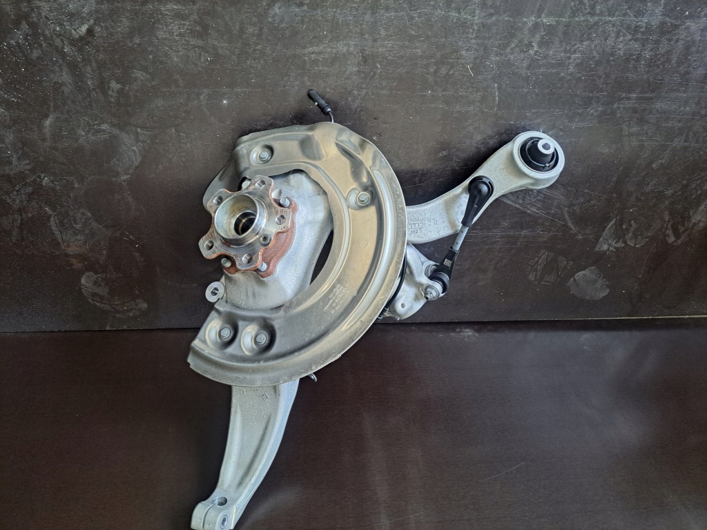 Bmw 8 m850ix g16 поворотний кулак важелі ступиця лівий перед 36 km Ціна