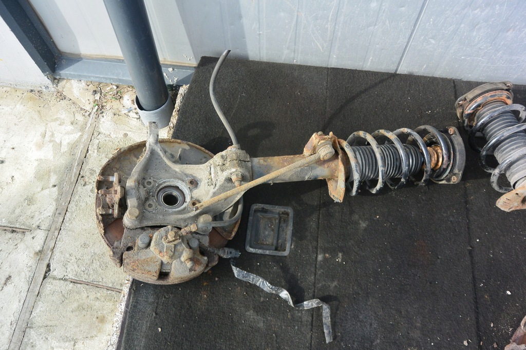 фото №15, Поворотний кулак амортизатор права ліва vw passat cc lift