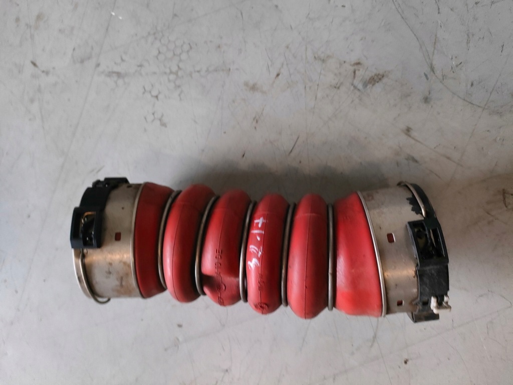 фото №2, Bmw g30 шланг труба інтеркулер 8571027