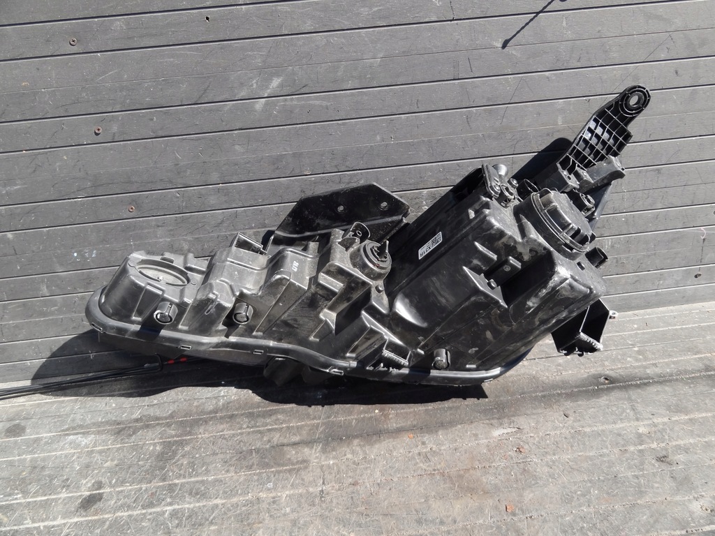 фото №5, Hyundai elantra 2019 лампа передняя правая europa оригинал