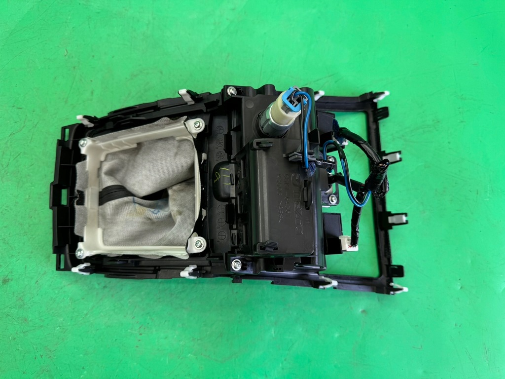 фото №7, Рамка захист домкрата dekor чохол попільничка mazda 6 ii gh lift 07-12