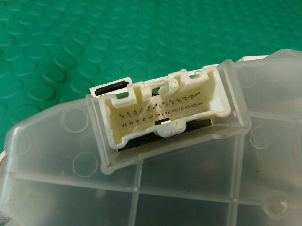 фото №7, Mazda 6 ii 2.0 citd счетчик приборы