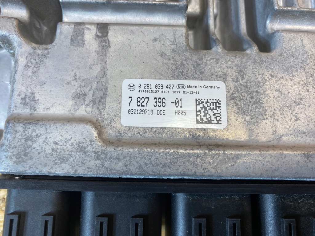 фото №11, Бортовой компьютер блок управления двигателя bmw x5 g05 x6 g06 x7 g07 3.0d 7827396 0281039427