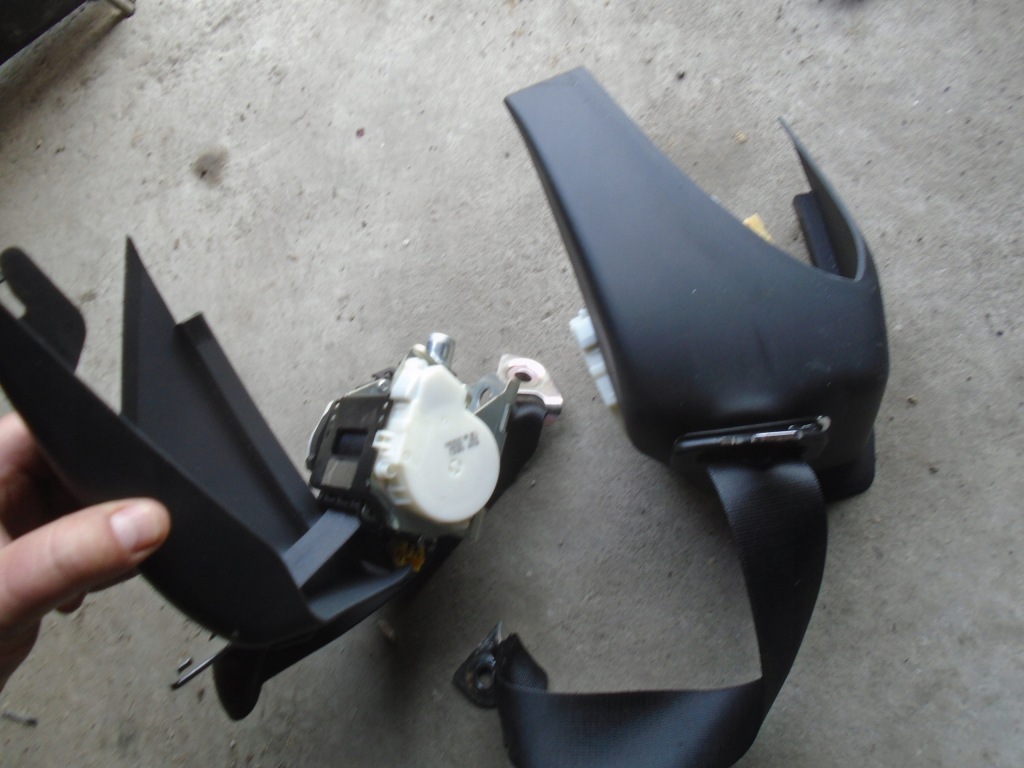 Купити Mercedes w216 lift ремінь безпеки a2168600785