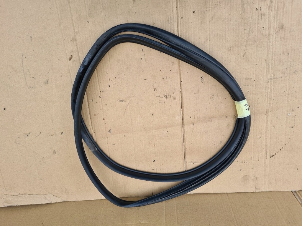 фото №1, Прокладка двері правий задня daihatsu yrv r29