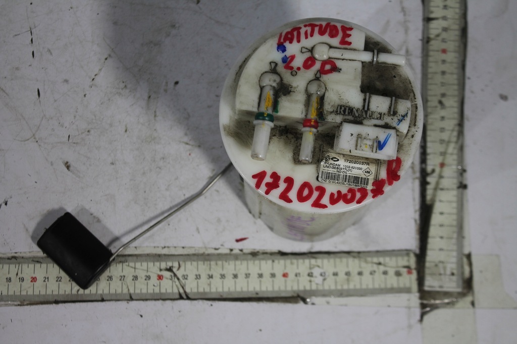 фото №1, Насос топлива 172020037r renault latitude 2.0 dci
