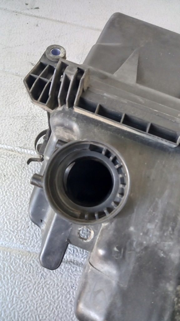 фото №4, Корпус фільтра повітря toyota yaris