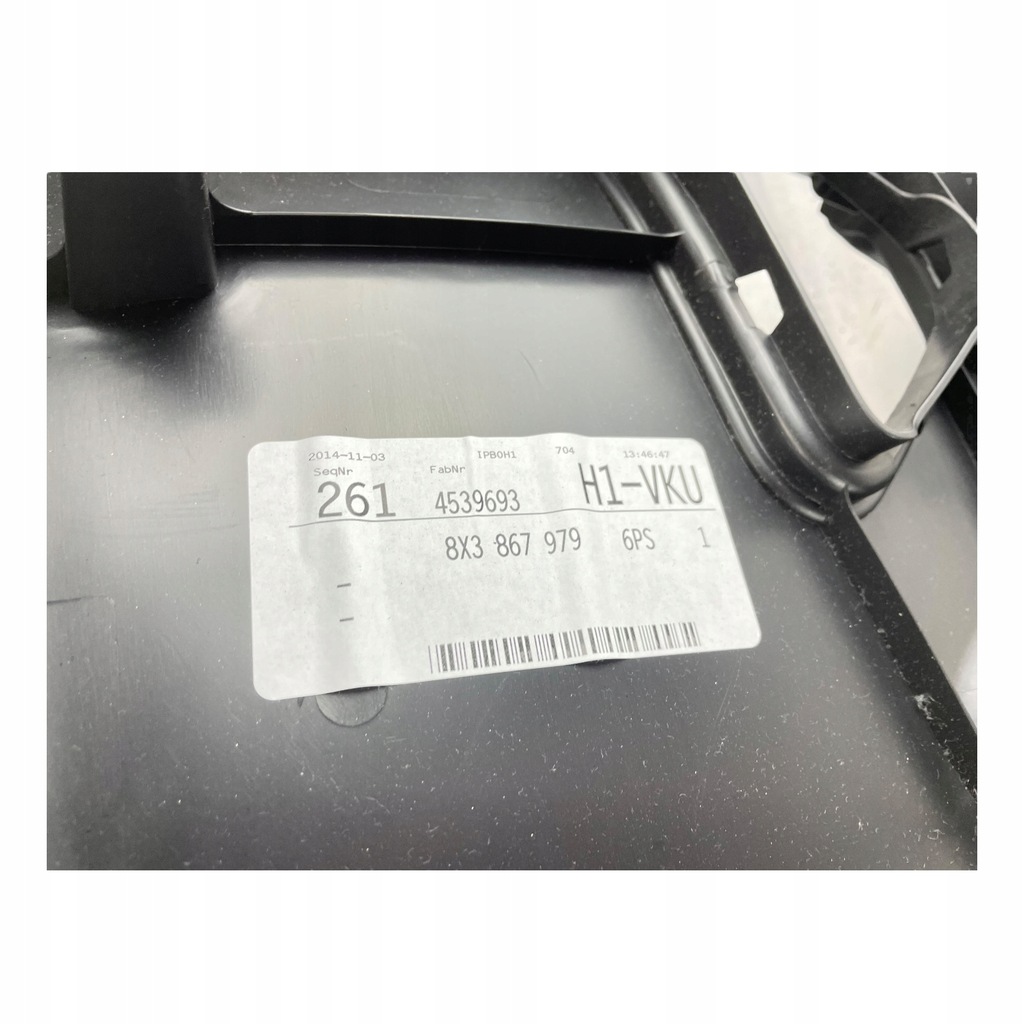 фото №7, Audi a1 8x 3-d защита обивка защита крышки багажника 8x3867979