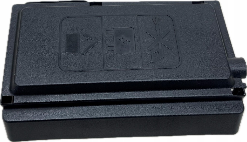 Купить O3 cadillac escalade iv 2014 - крышка предохранителей аккумулятор 2333100