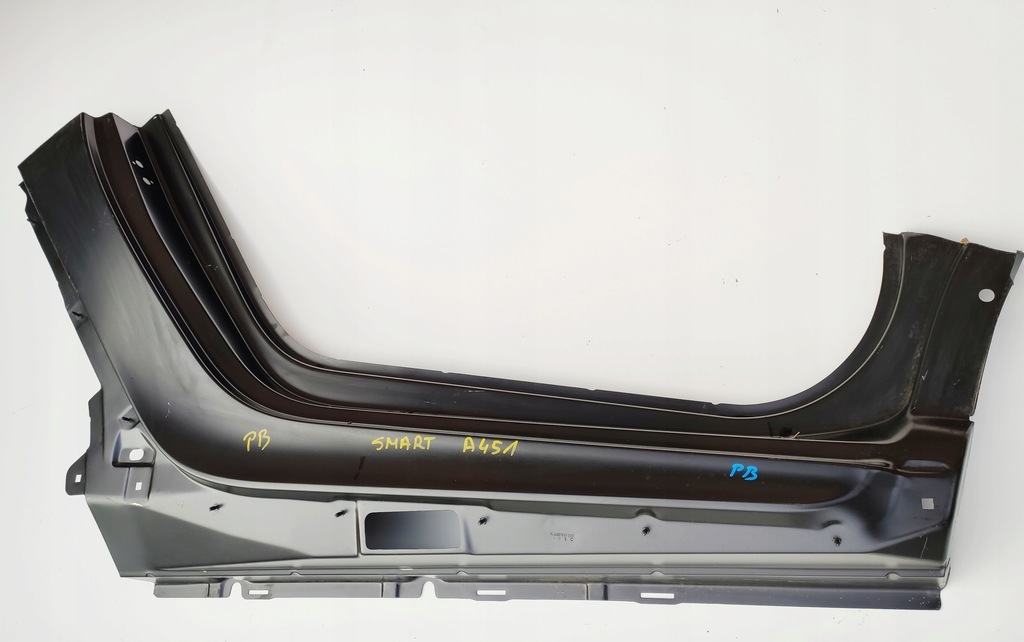 фото №1, Smart fortwo ii a451 порог правый обшивка правое
