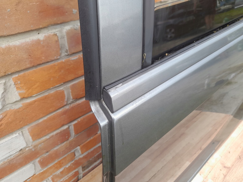 фото №15, Jeep grand cherokee wk 5-10 дверь левый задняя