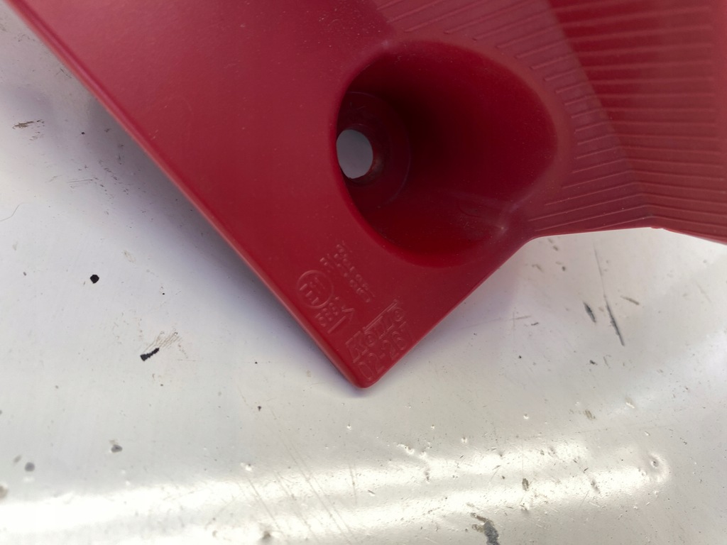 фото №8, Toyota auris ii лампа правый задняя 02-267