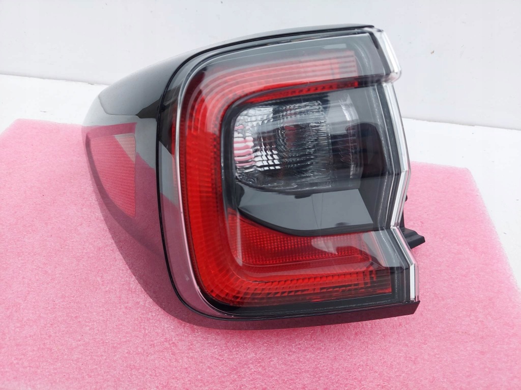 фото №3, Subaru outback 21- лампа ліва задня задня led