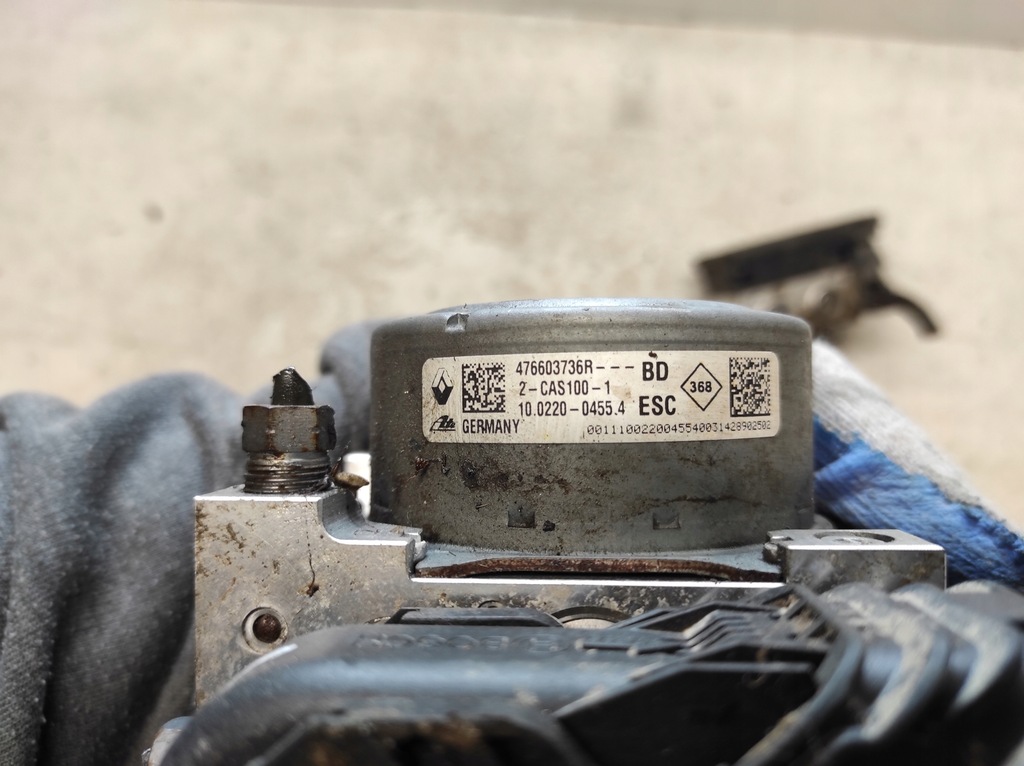 фото №5, Dacia dokker 12- 1.5dci насос abs 476603736r