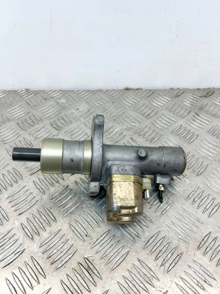 Циліндрик гальмівний mercedes-benz sl r129 a0054307101 29875808 6.0l Недорого