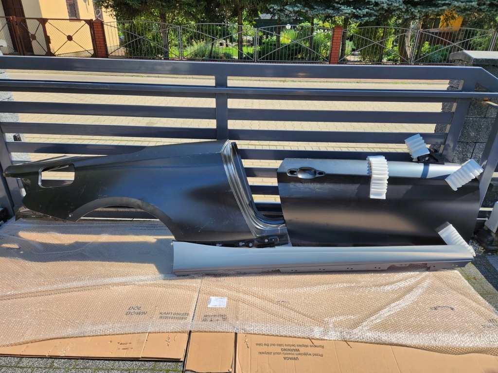 фото №1, Bmw 2 f23 cabrio дверь передние правое nowe оригинальные