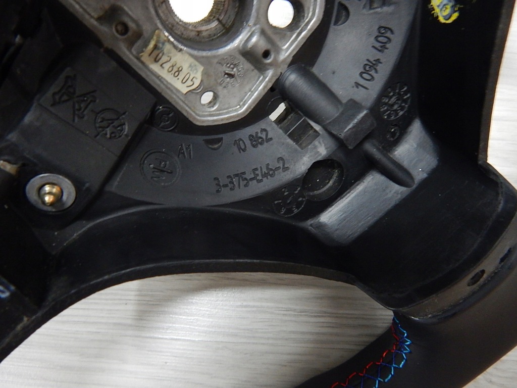 фото №10, Bmw e46 przed liftem - воздуховод pod multi nowa кожа обшивка 3-375-e46-2