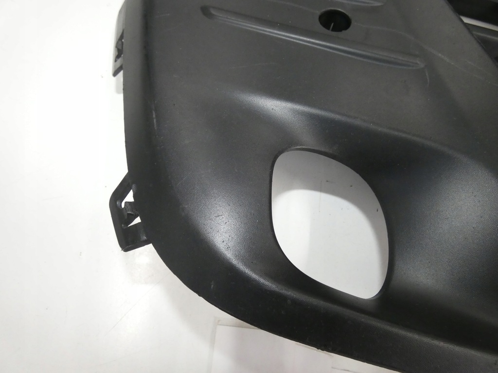 фото №8, Решітка бампера peugeot expert iii права 377.