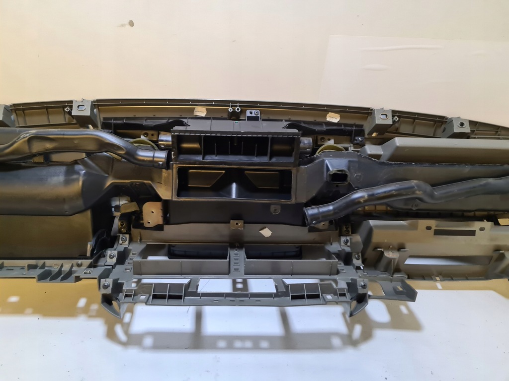 фото №10, Cabstar maxity консоль приборная панель приборная приборная панель