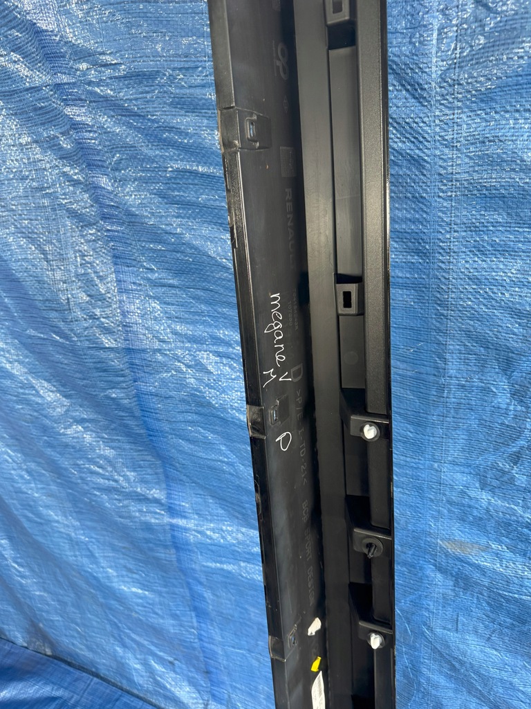 фото №8, Молдинг порог правая renault megane v e-tech 764184243r