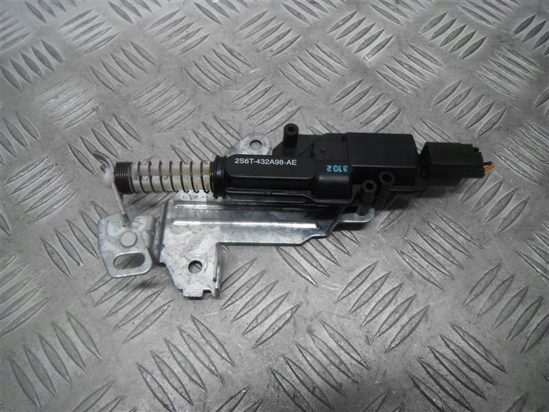 фото №1, Привод замка крышки ford fiesta mk6 hb