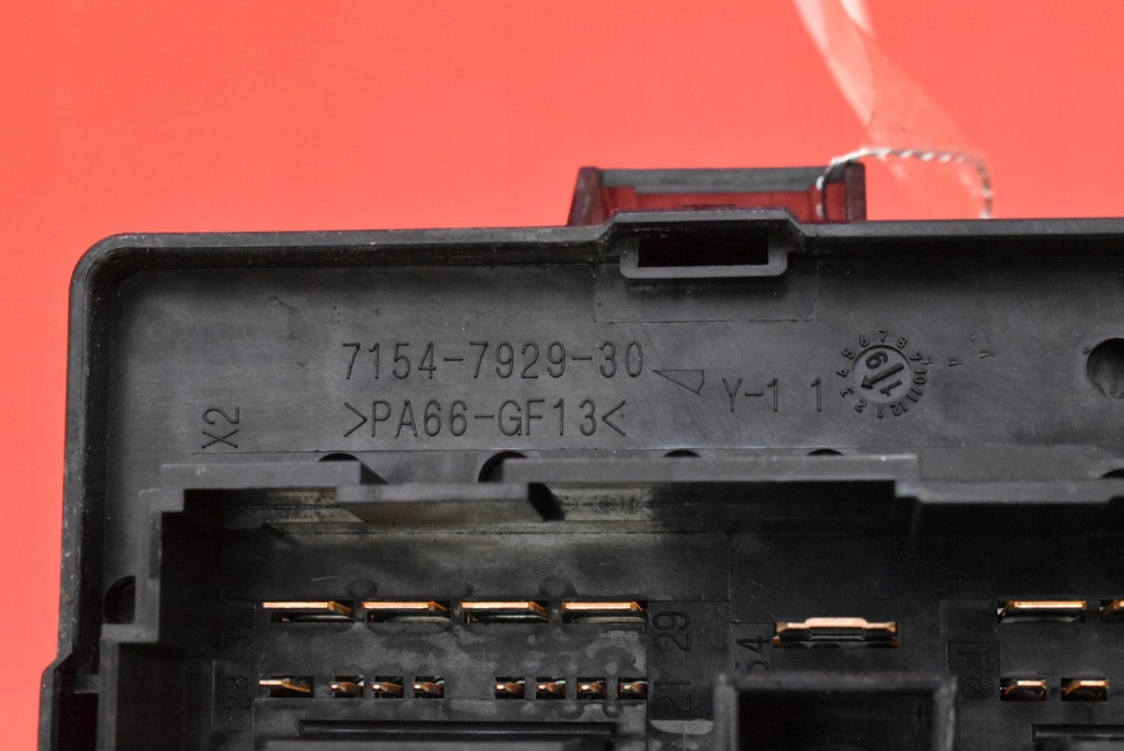 Купити Коробка запобіжників 42500363 opel ampera-e 60 kwh 204 km 17-20