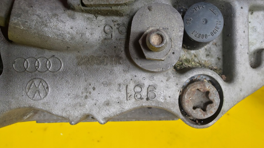 фото №8, Супорт гальмівний правий перед правий передній 345mm 982 audi a6 c6 3.0tdi