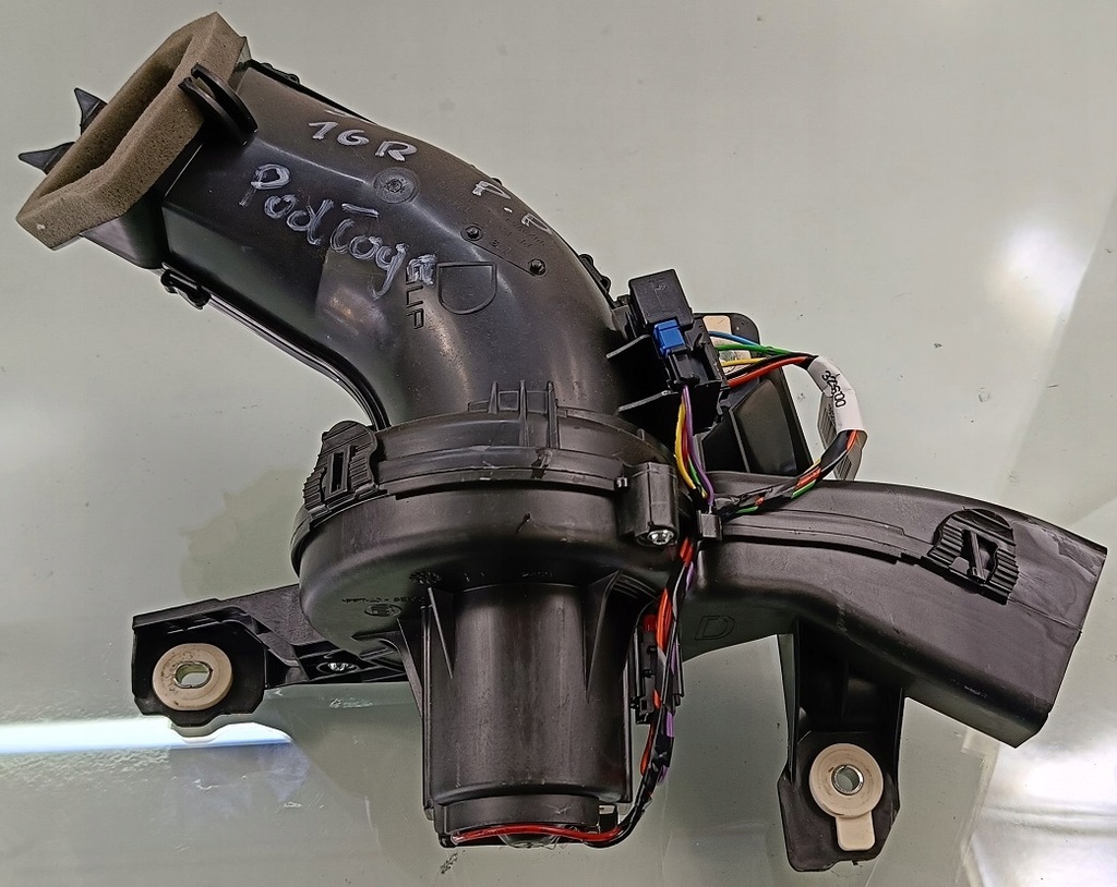 фото №1, Peugeot 5008 lift 16 r воздуходувка вентилятор обдув правый