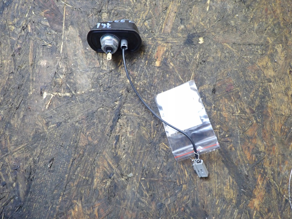 фото №1, Антенна кровельная kia ceed ii 1,4 2014r hb przed lift wd 7600