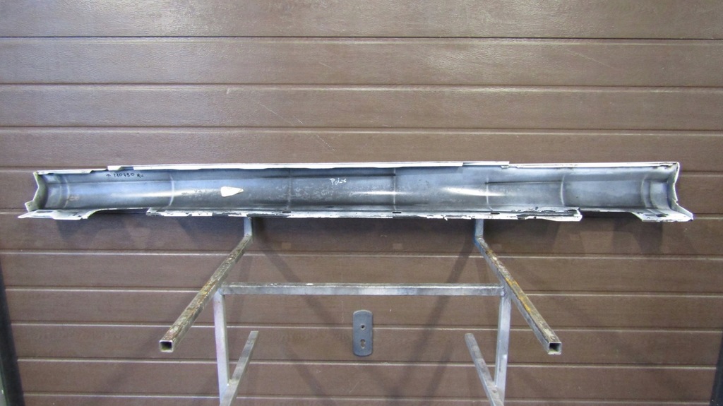 фото №8, Mercedes c 204 amg coupe молдинг порог порог правый