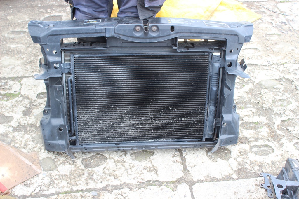 фото №1, Радиатор кондиционера octavia ii 1,6 fsi