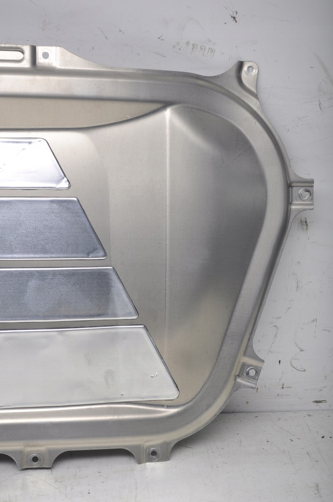 фото №6, Porsche 718 cayman 982 шумоізоляція підкрилок капот