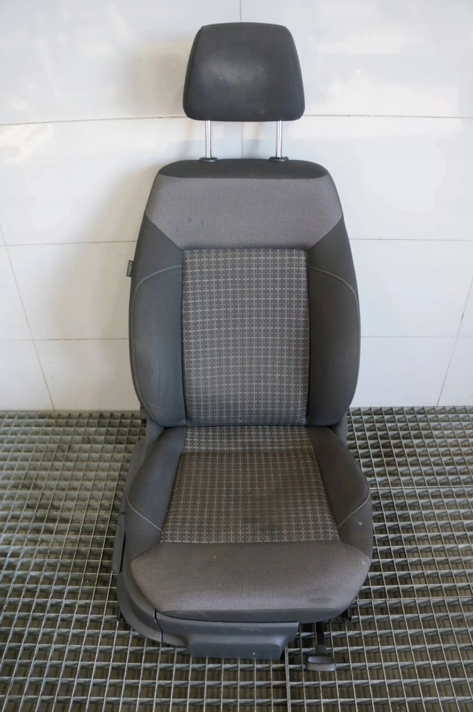 фото №8, Сидіння правий перед передній пасажира vw polo v 6r lift 5d