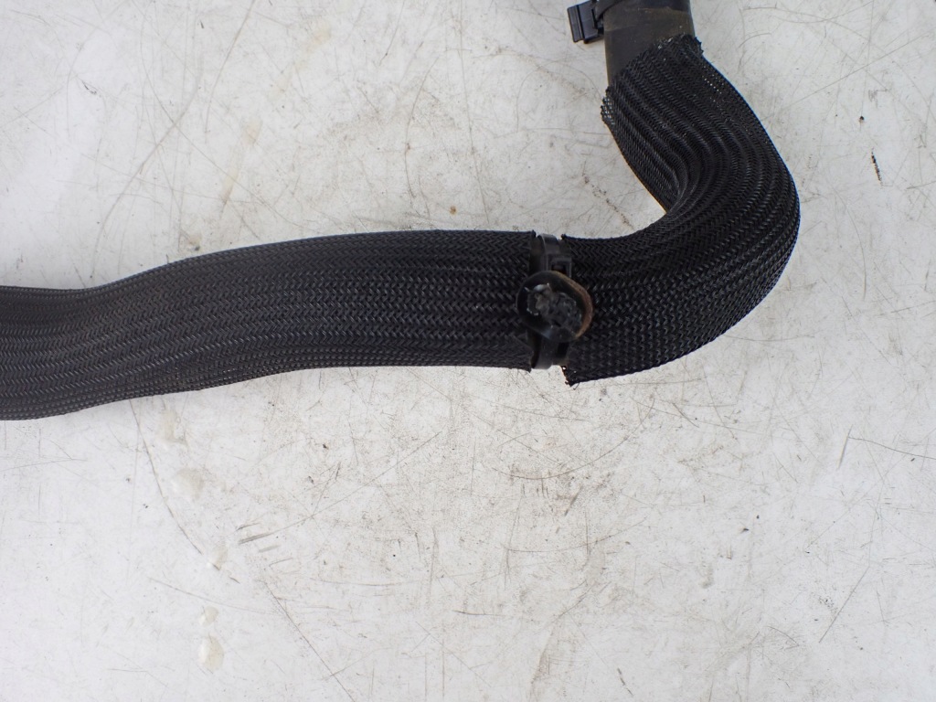 фото №4, Шланг труба wąż wody dacia duster ii 215017139r