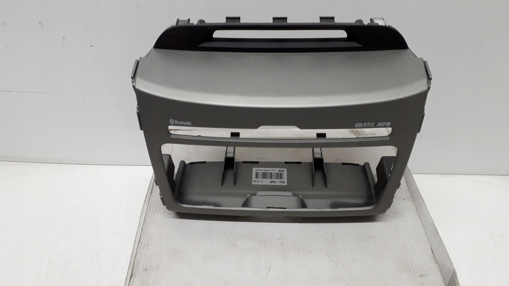 фото №2, Kia sportage iii 2010- рамка радио консоль