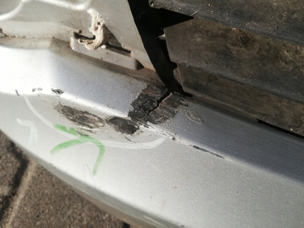 Бампер передний renault clio 3 185 05-09 Оригинал