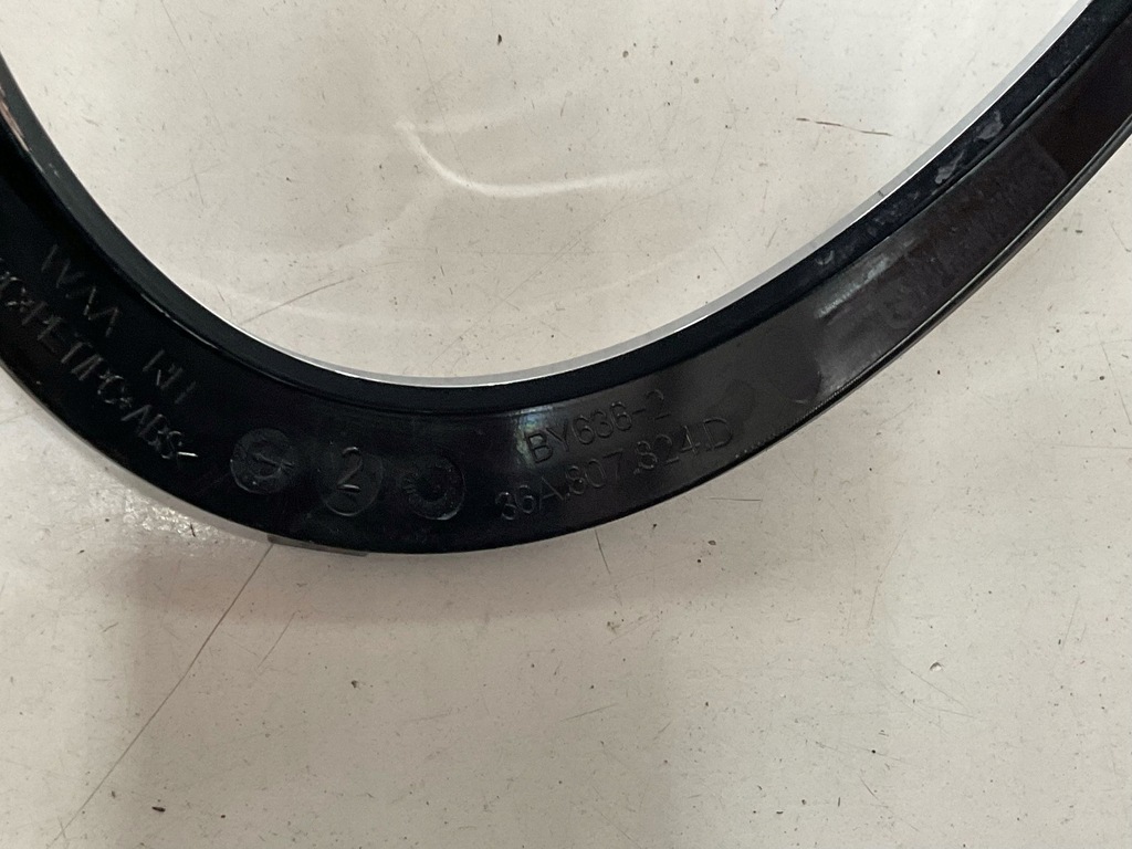 фото №8, Хром, рамка поворотник bentley bentayga права .